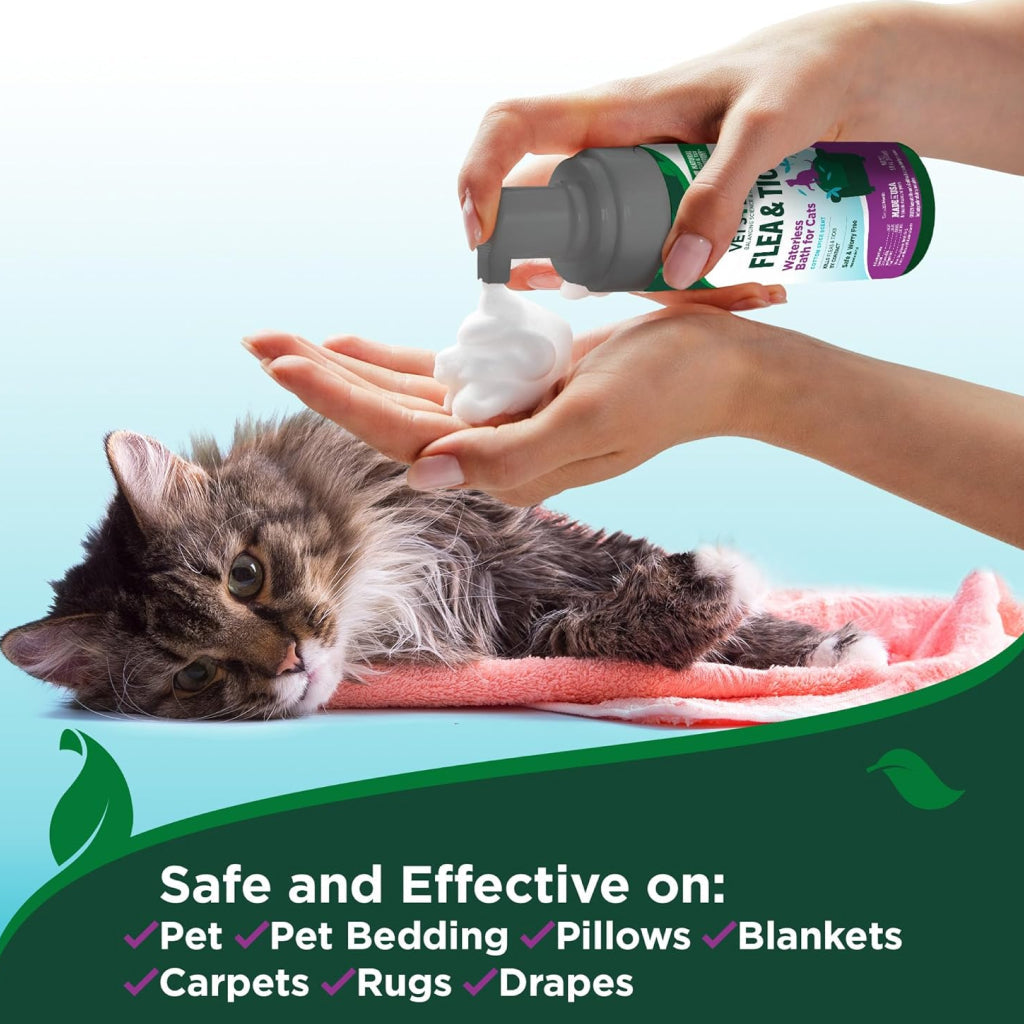 Vet's Best Flea & Tick Waterless Bath for Cats Cotton Spice Scent (5 oz)